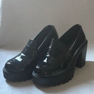 Elegant Black Platform Loafers